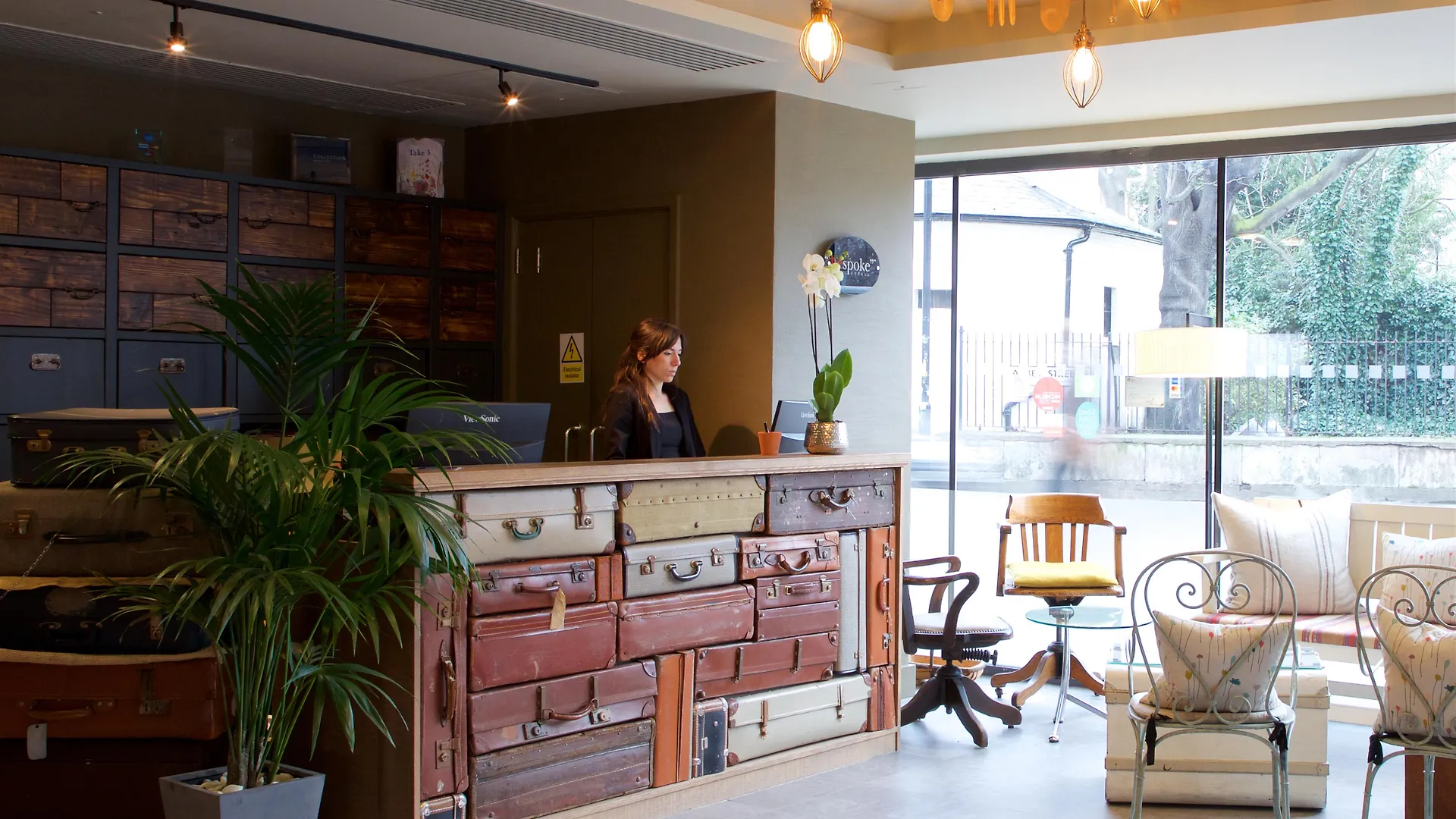 Bermondsey Square Hotel - A Bespoke Hotel Лондон 4*,  Великобритания