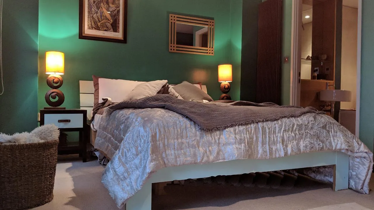 ****  Bermondsey Square Hotel - A Bespoke Hotel Лондон Великобритания