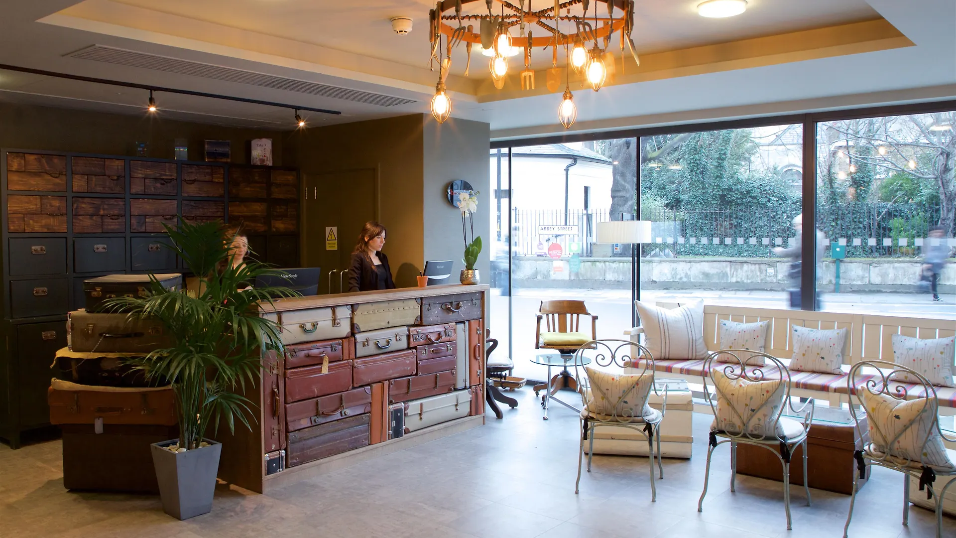 לונדון Bermondsey Square Hotel - A Bespoke Hotel 4*,